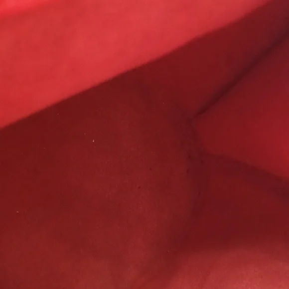 Louis Vuitton Cluny Red Epi Leather Shoulder Bag - Picture 11 of 16